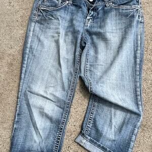 Maurices 11/12 women’s denim capri stretch jeans